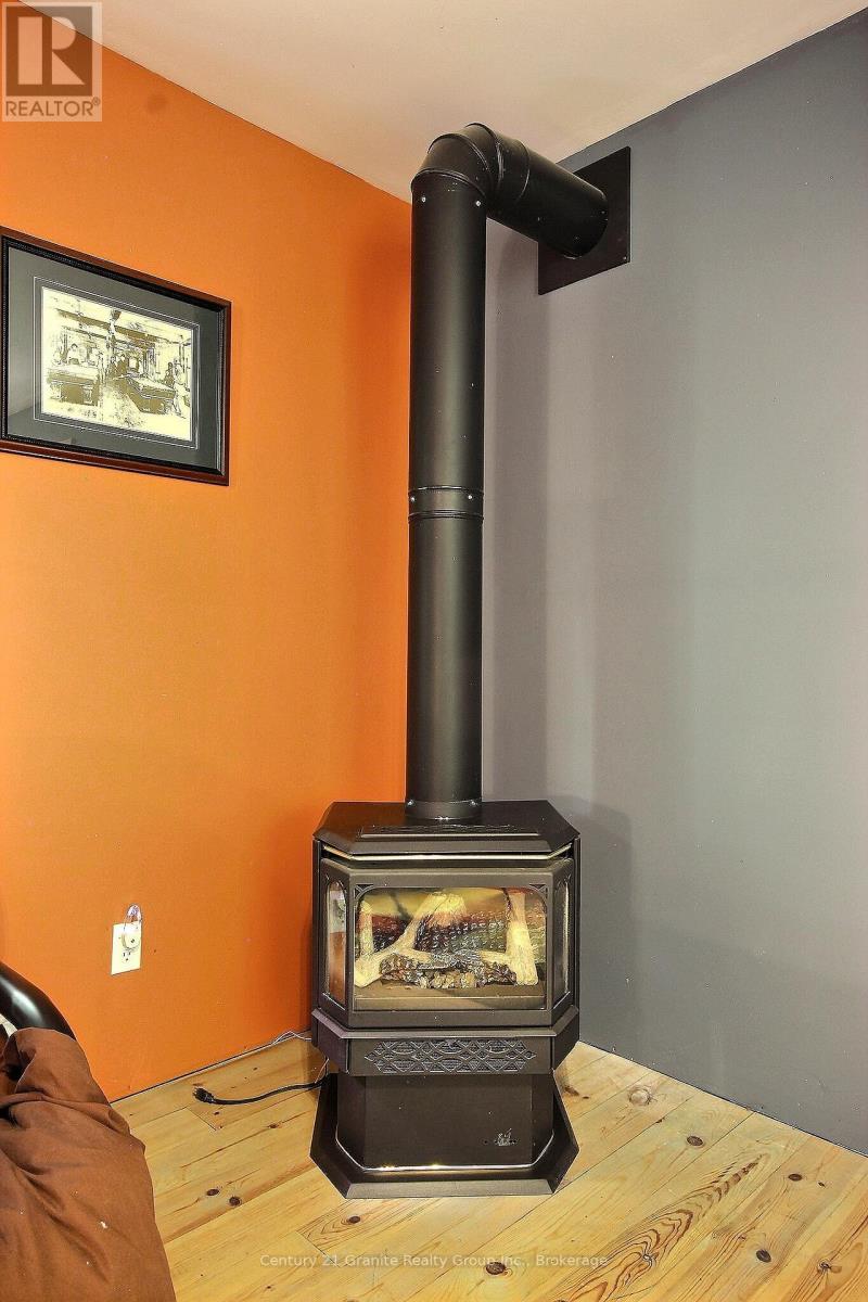 1082 Green Lake Road, Algonquin Highlands (Stanhope), Ontario  K0M 1J1 - Photo 42 - X12806862