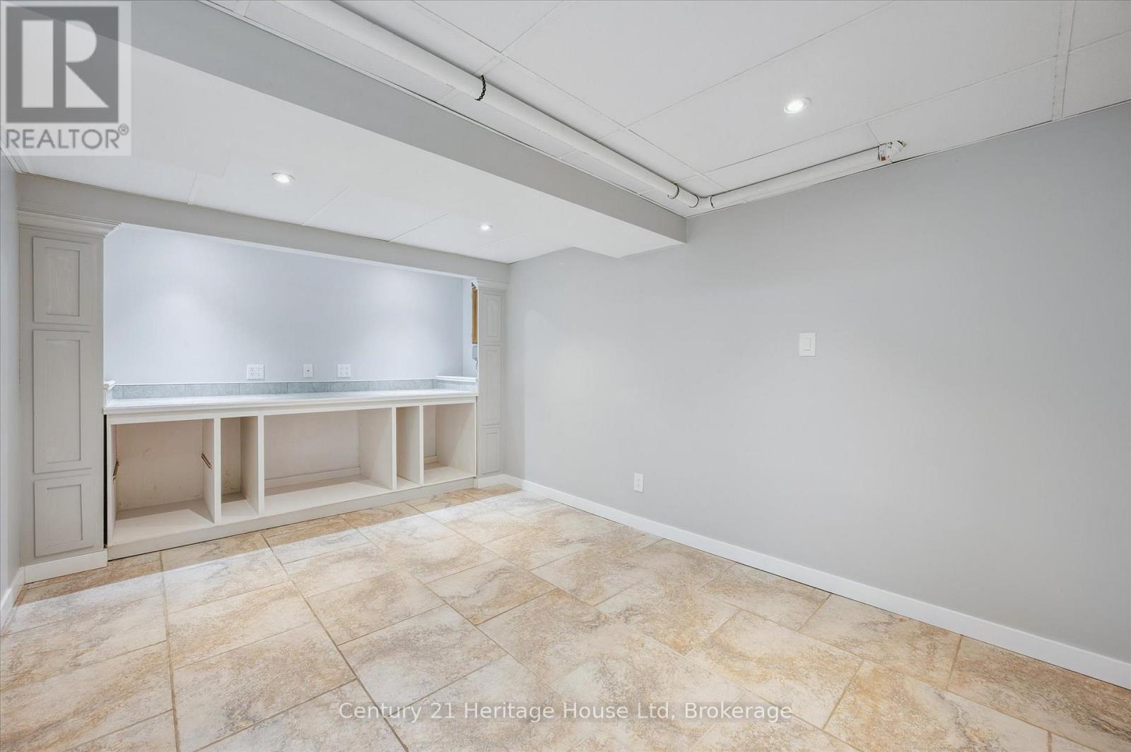 230 - 31 Greengate Road, Guelph, Ontario N1H 6R3 - Photo 29 - X12806866