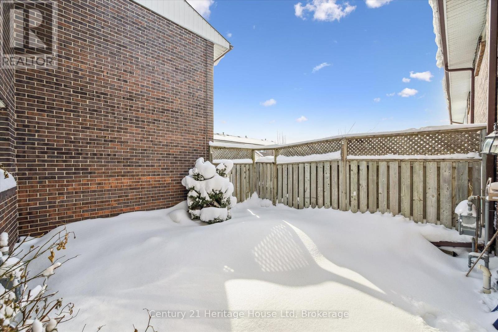 230 - 31 Greengate Road, Guelph, Ontario N1H 6R3 - Photo 37 - X12806866