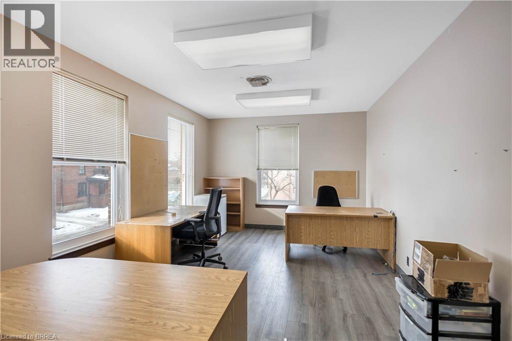 70 Chatham Street, Brantford, Ontario  N3T 2P1 - Photo 27 - 40804538