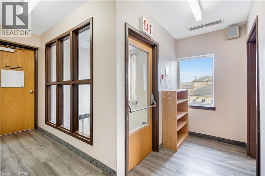 70 Chatham Street, Brantford, Ontario  N3T 2P1 - Photo 28 - 40804538