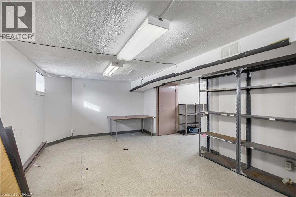 70 Chatham Street, Brantford, Ontario  N3T 2P1 - Photo 42 - 40804538