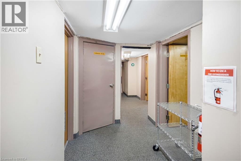 70 Chatham Street, Brantford, Ontario  N3T 2P1 - Photo 38 - 40804538