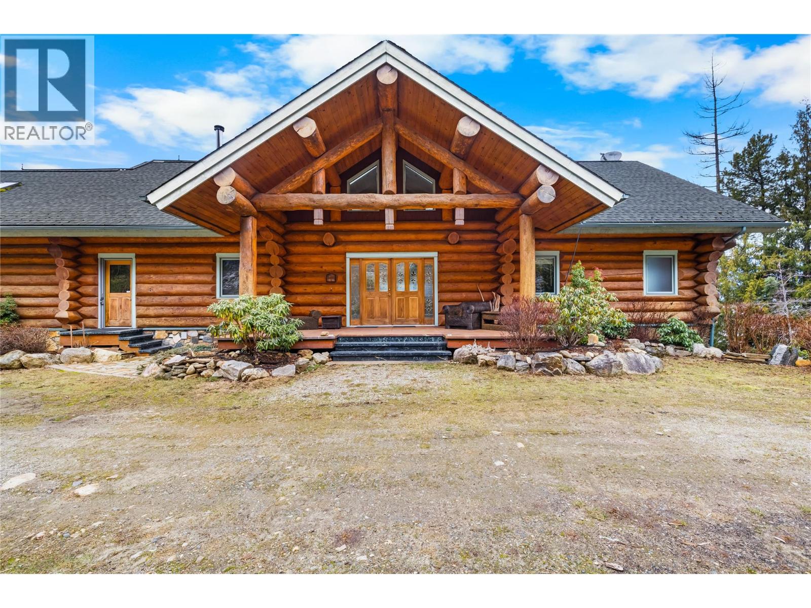 129 Boulder Beach Road, Kootenay Bay, British Columbia  V0B 1X0 - Photo 6 - 10376425