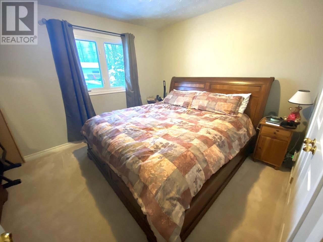 210 Mississauga Ave, Elliot Lake, Ontario  P5A 1E6 - Photo 10 - SM260331