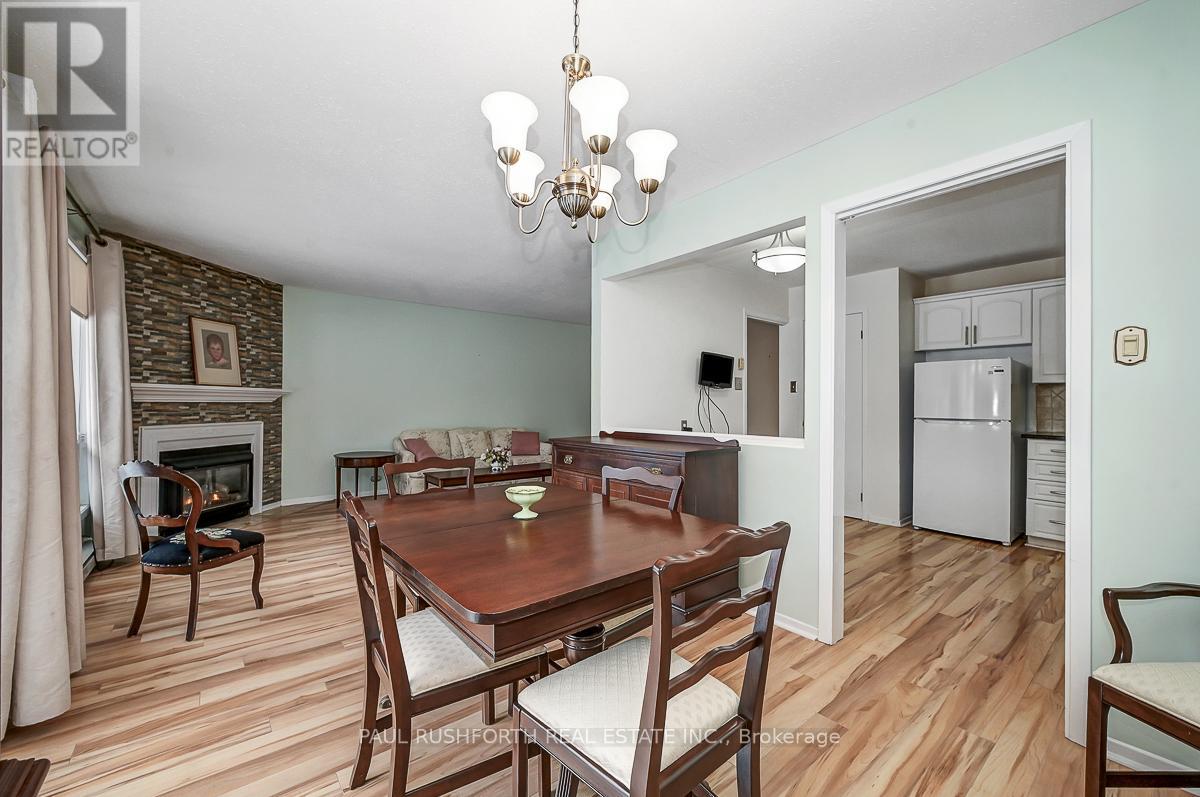 B - 8 Stonehill Court, Ottawa, Ontario  K2M 1E5 - Photo 15 - X12806854