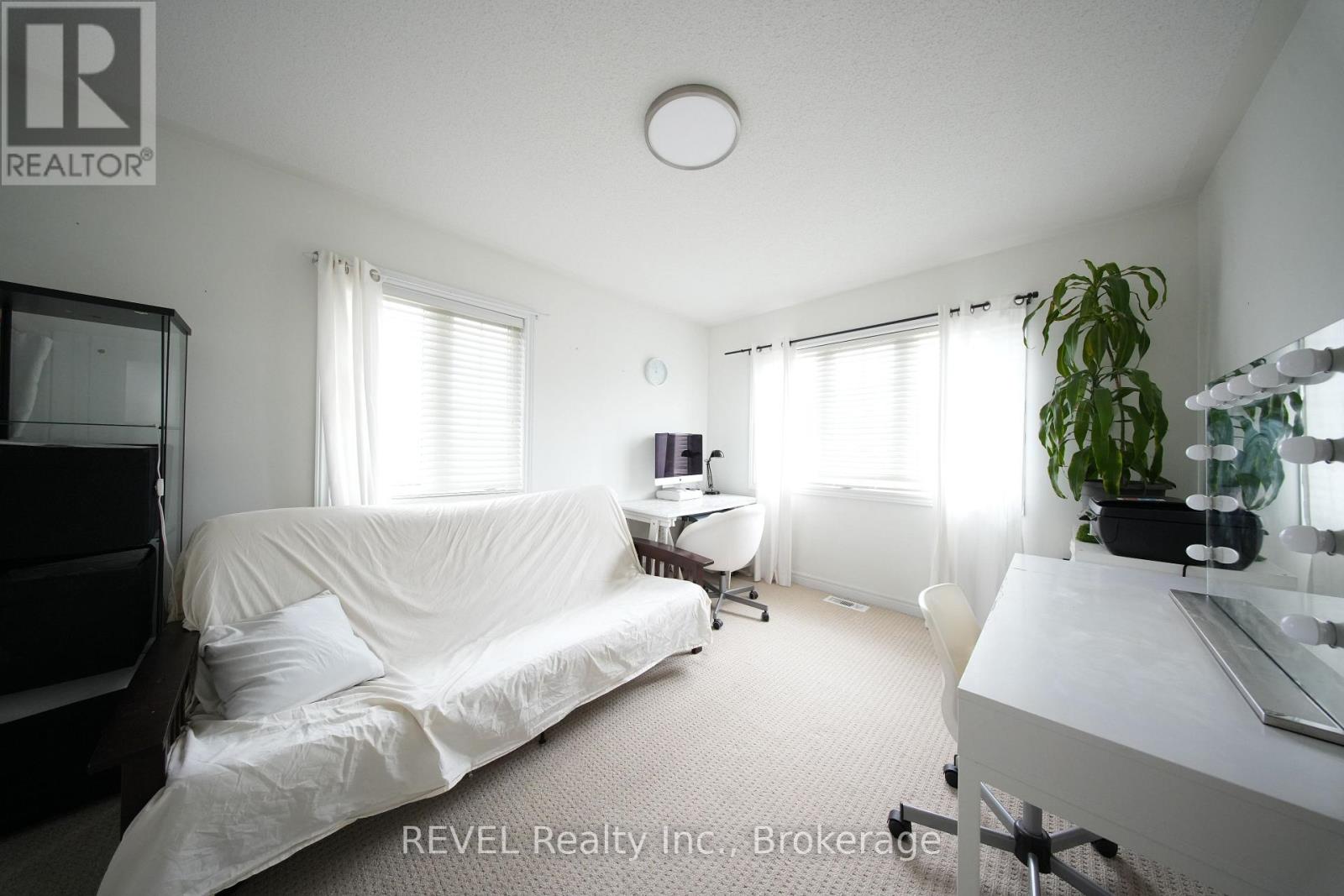 97 Cedarbrook Road, Brampton, Ontario  L6R 0W4 - Photo 10 - W12803448