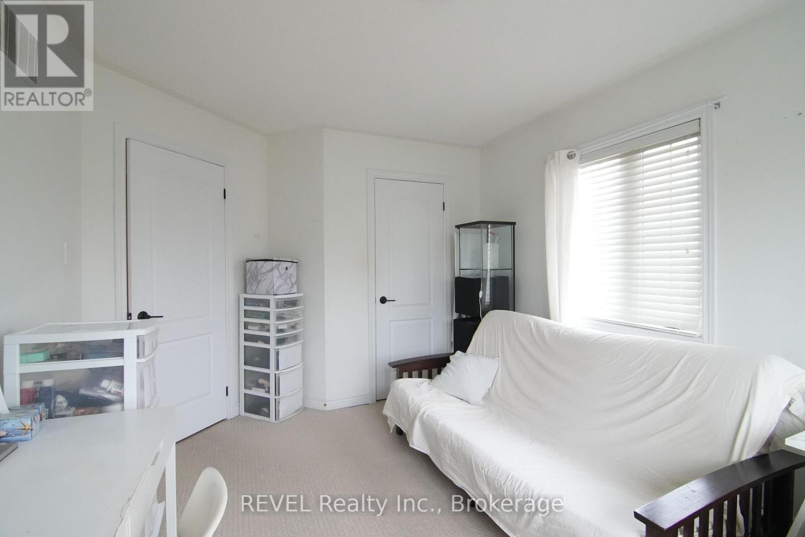 97 Cedarbrook Road, Brampton, Ontario  L6R 0W4 - Photo 8 - W12803448