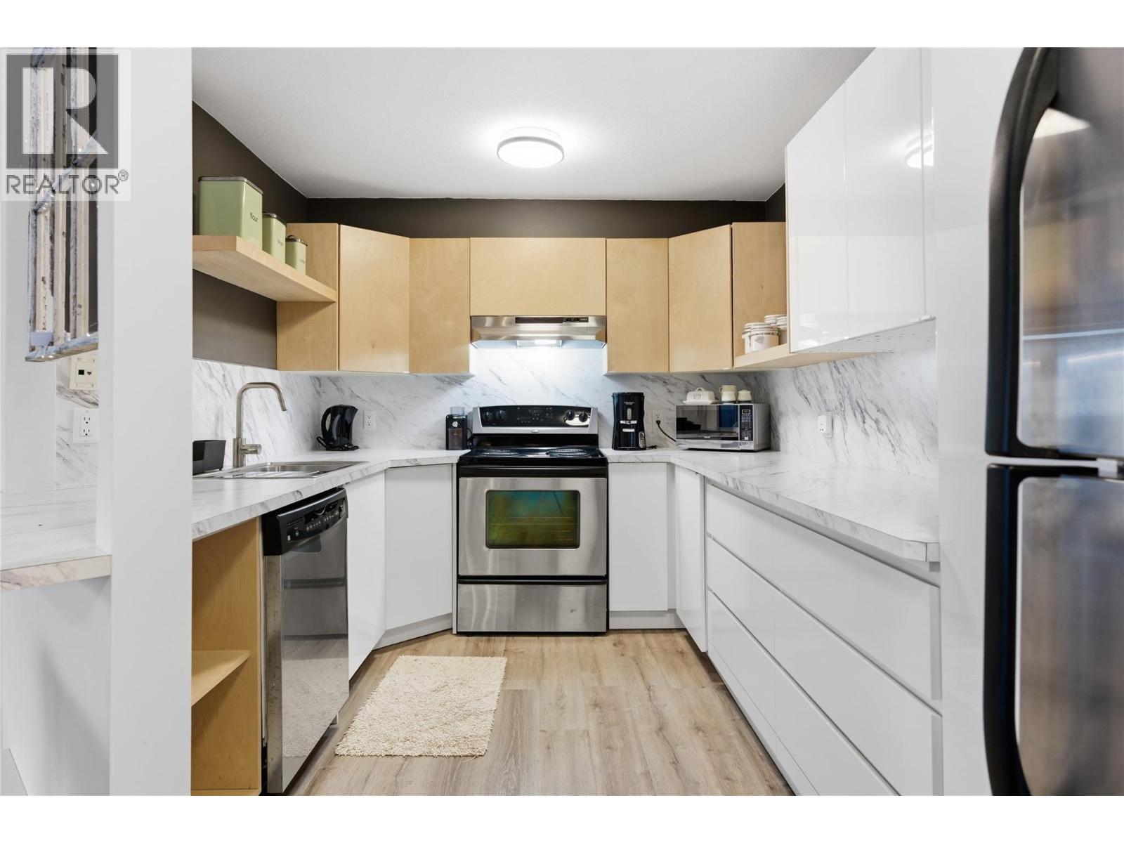 3705 30th Avenue Unit# 305, Vernon, British Columbia  V1T 2E7 - Photo 5 - 10376243