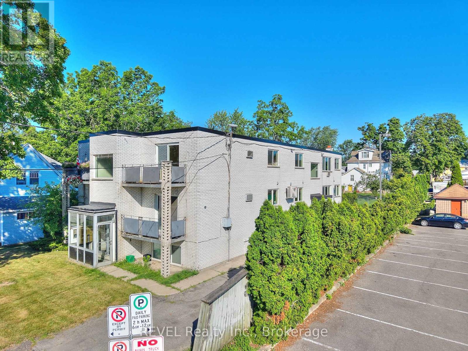 3865 Front Street, Niagara Falls, Ontario  L2G 6G3 - Photo 11 - X12806914