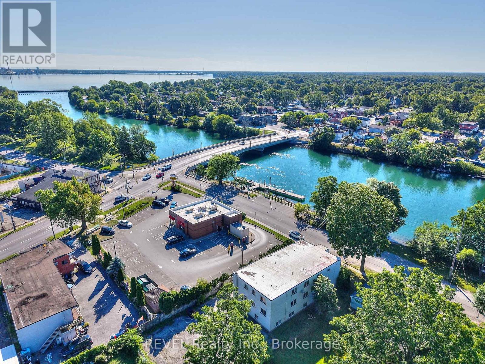 3865 Front Street, Niagara Falls, Ontario  L2G 6G3 - Photo 15 - X12806914