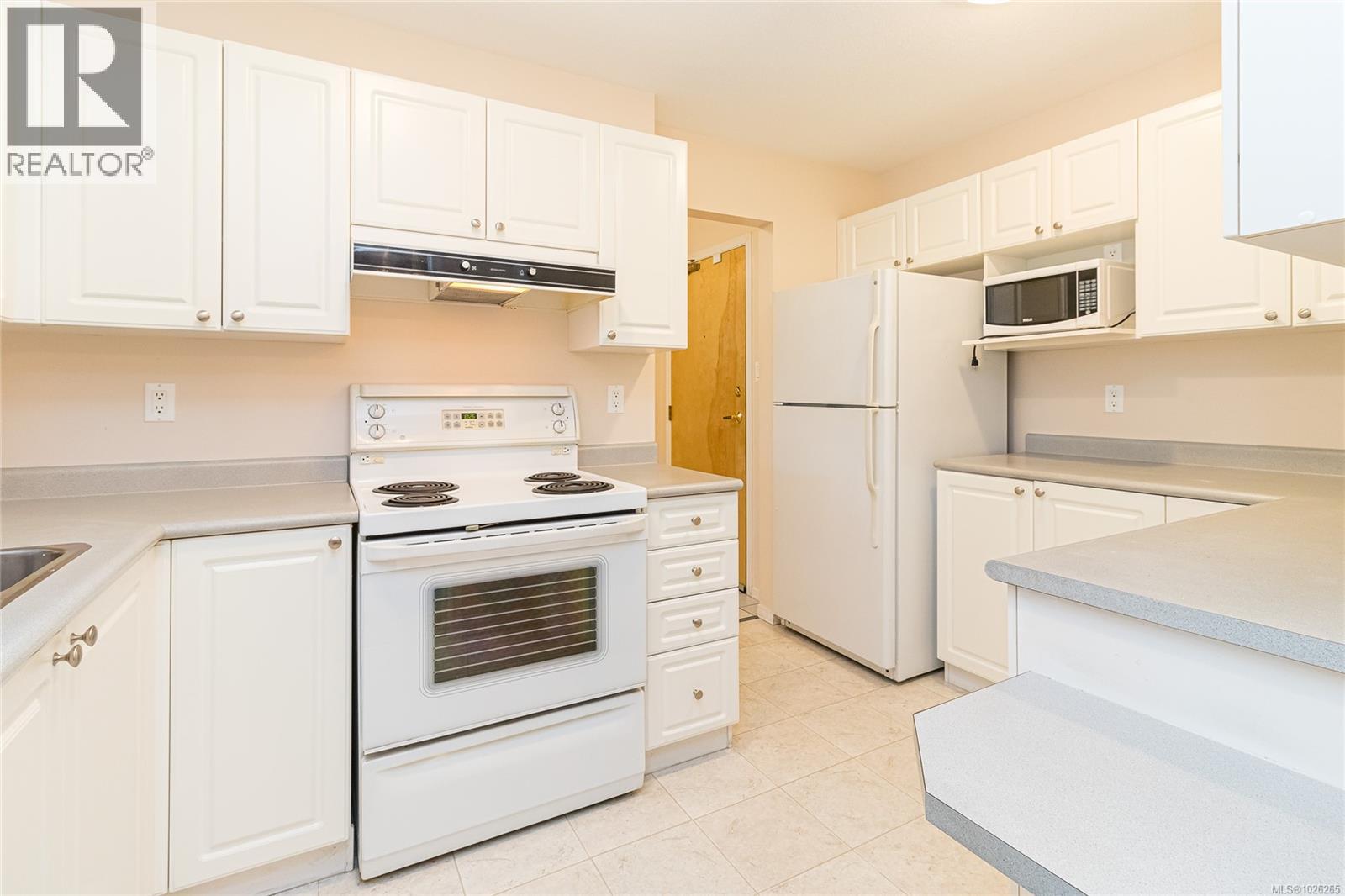 309 3009 Brittany Dr, Langford, British Columbia  V9B 5P8 - Photo 9 - 1026265