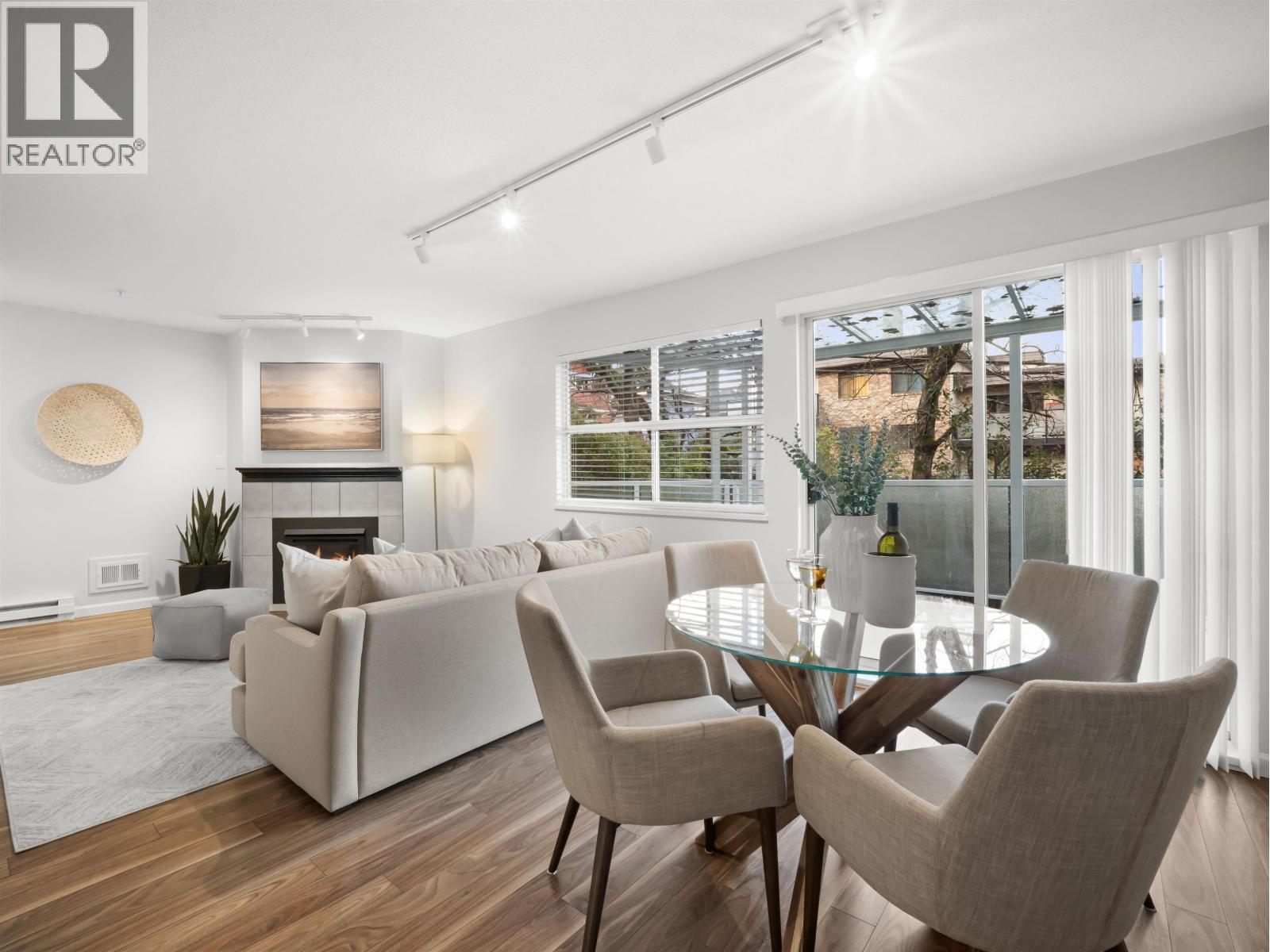 935 E 8th Avenue, Vancouver, British Columbia  V5T 1T7 - Photo 1 - R3092012