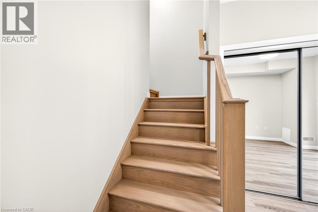 270 Melvin Avenue Unit# 7, Hamilton, Ontario  L8H 0B4 - Photo 5 - 40806582