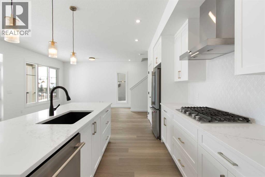 2241 81st Street Sw, Calgary, Alberta  T3H 6M4 - Photo 6 - A2287848