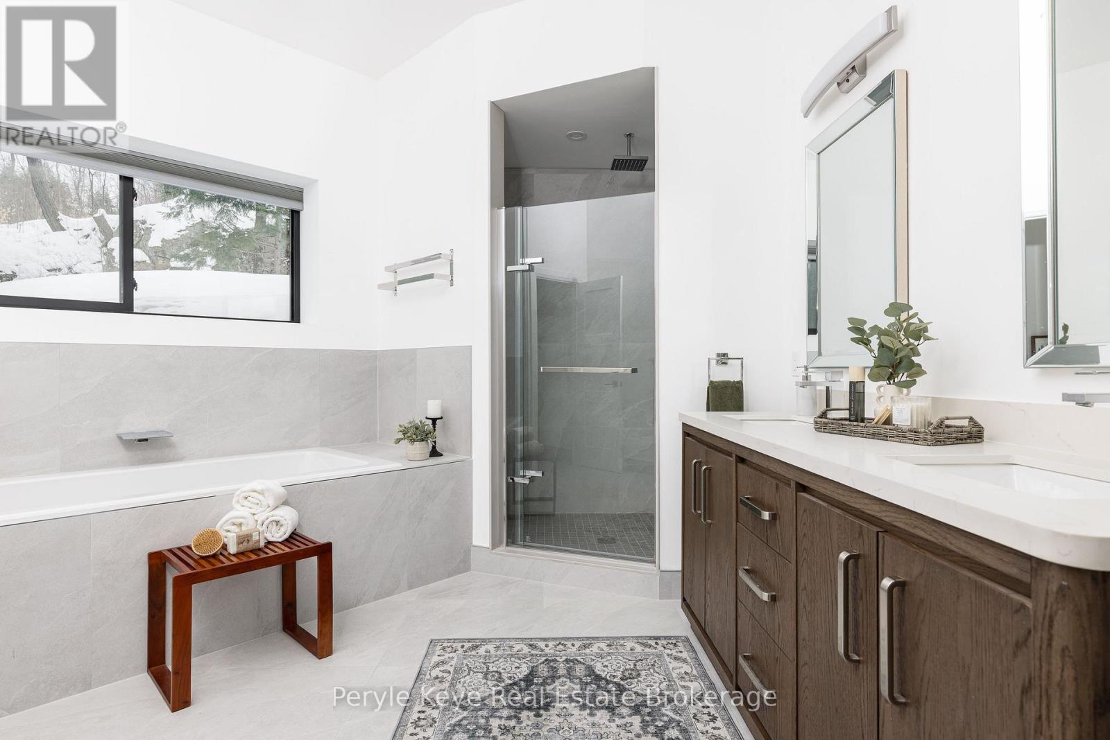 86 Claren Crescent, Huntsville, Ontario  P1H 0C3 - Photo 33 - X12712102