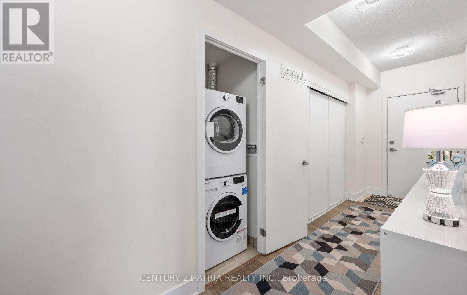 1503 - 188 Fairview Mall Drive, Toronto, Ontario  M2J 0H7 - Photo 8 - C12806816