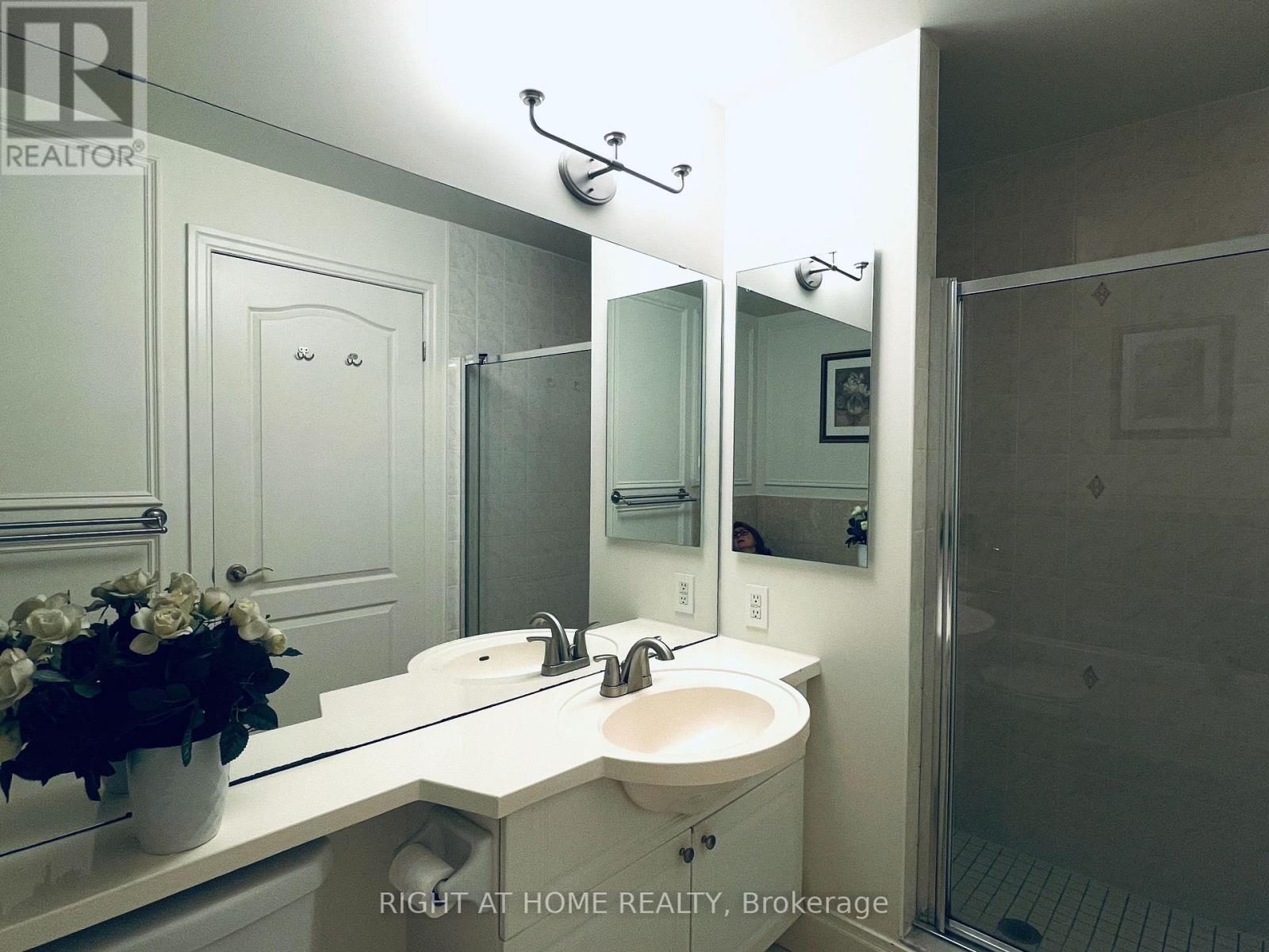 Lph06 - 188 Doris Avenue, Toronto, Ontario  M2N 6Z5 - Photo 23 - C12806838