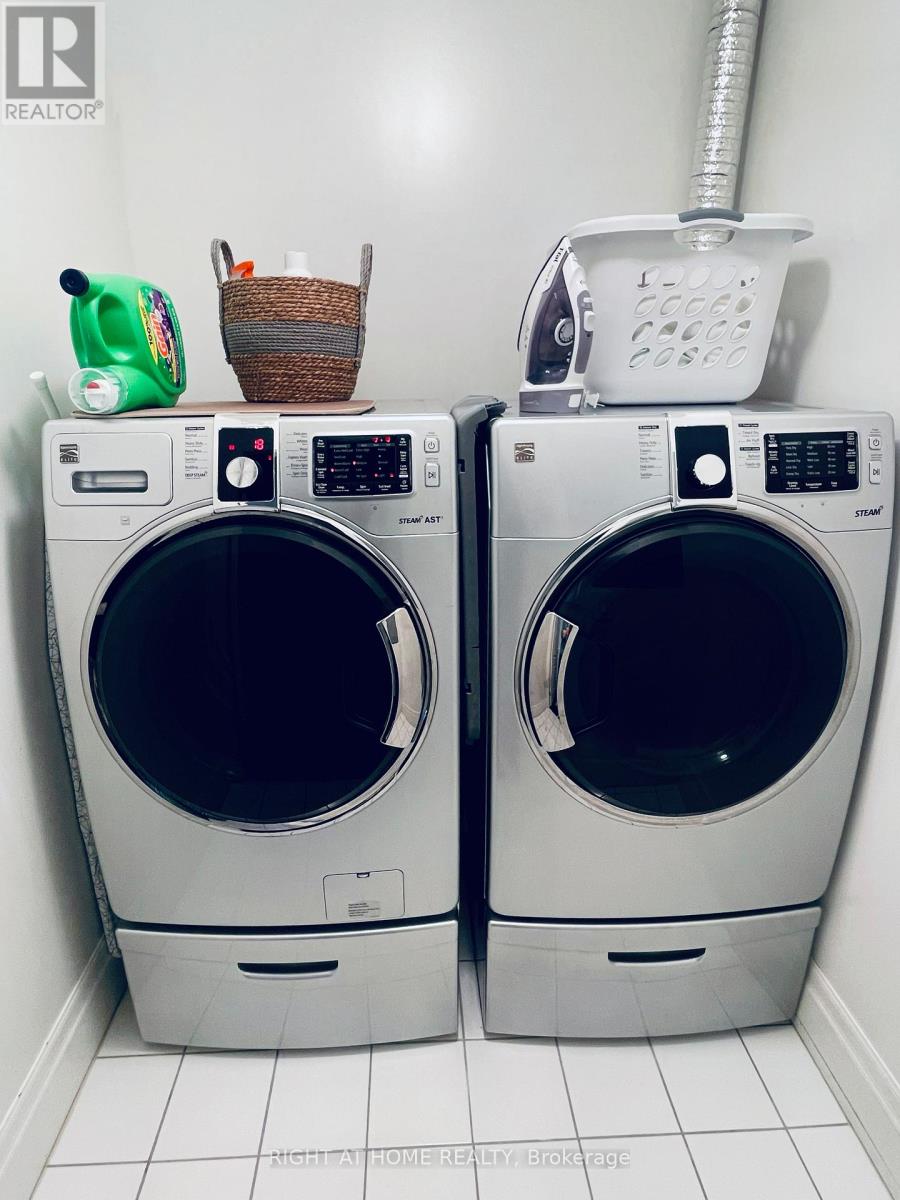 Lph06 - 188 Doris Avenue, Toronto, Ontario  M2N 6Z5 - Photo 25 - C12806838