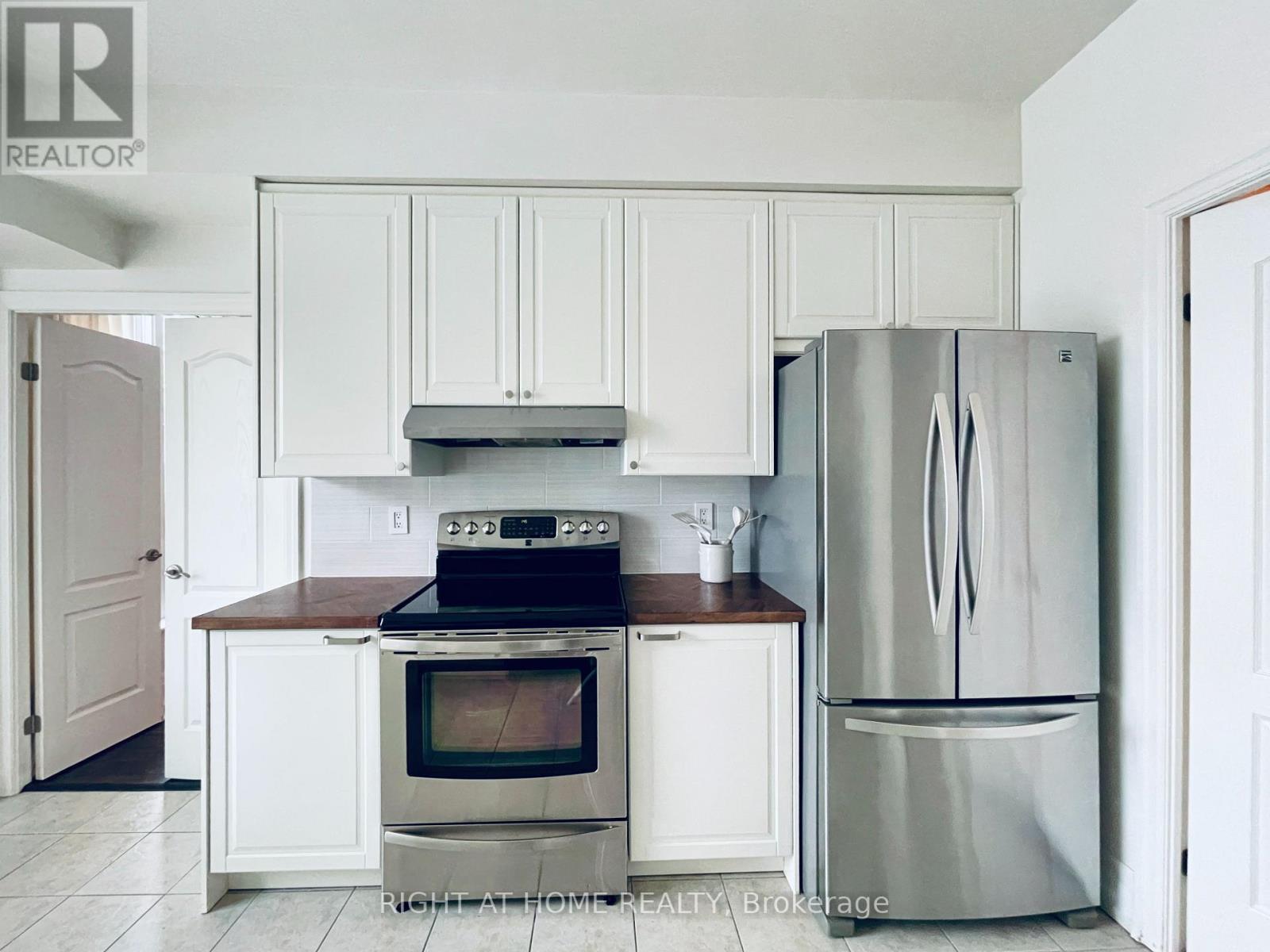 Lph06 - 188 Doris Avenue, Toronto, Ontario  M2N 6Z5 - Photo 6 - C12806838