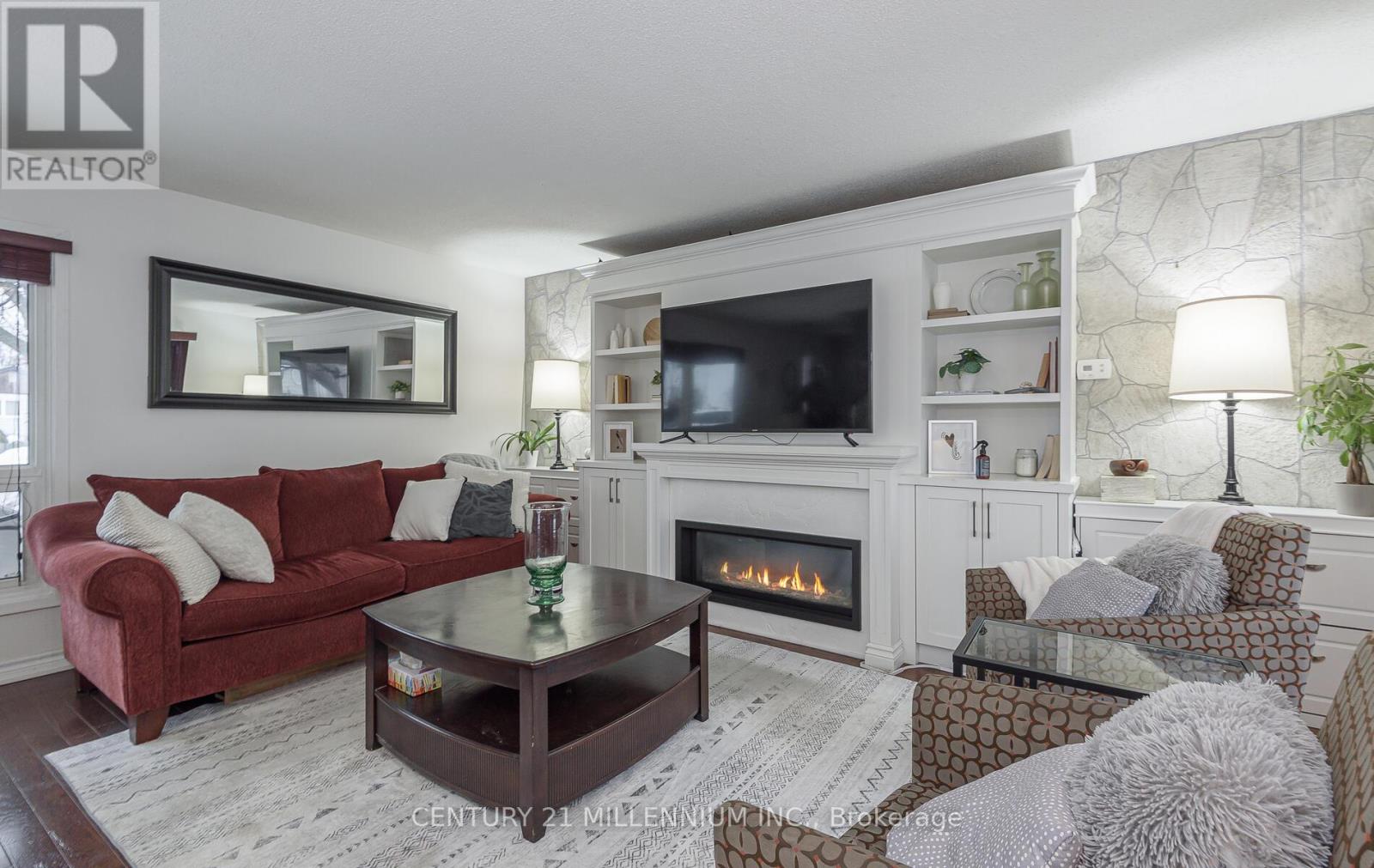 4 Heatherside Court, Brampton, Ontario  L6S 1N9 - Photo 10 - W12804026