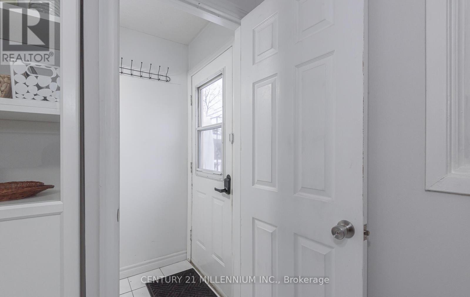 4 Heatherside Court, Brampton, Ontario  L6S 1N9 - Photo 27 - W12804026