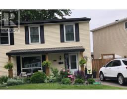 4 HEATHERSIDE COURT, Brampton, Ontario