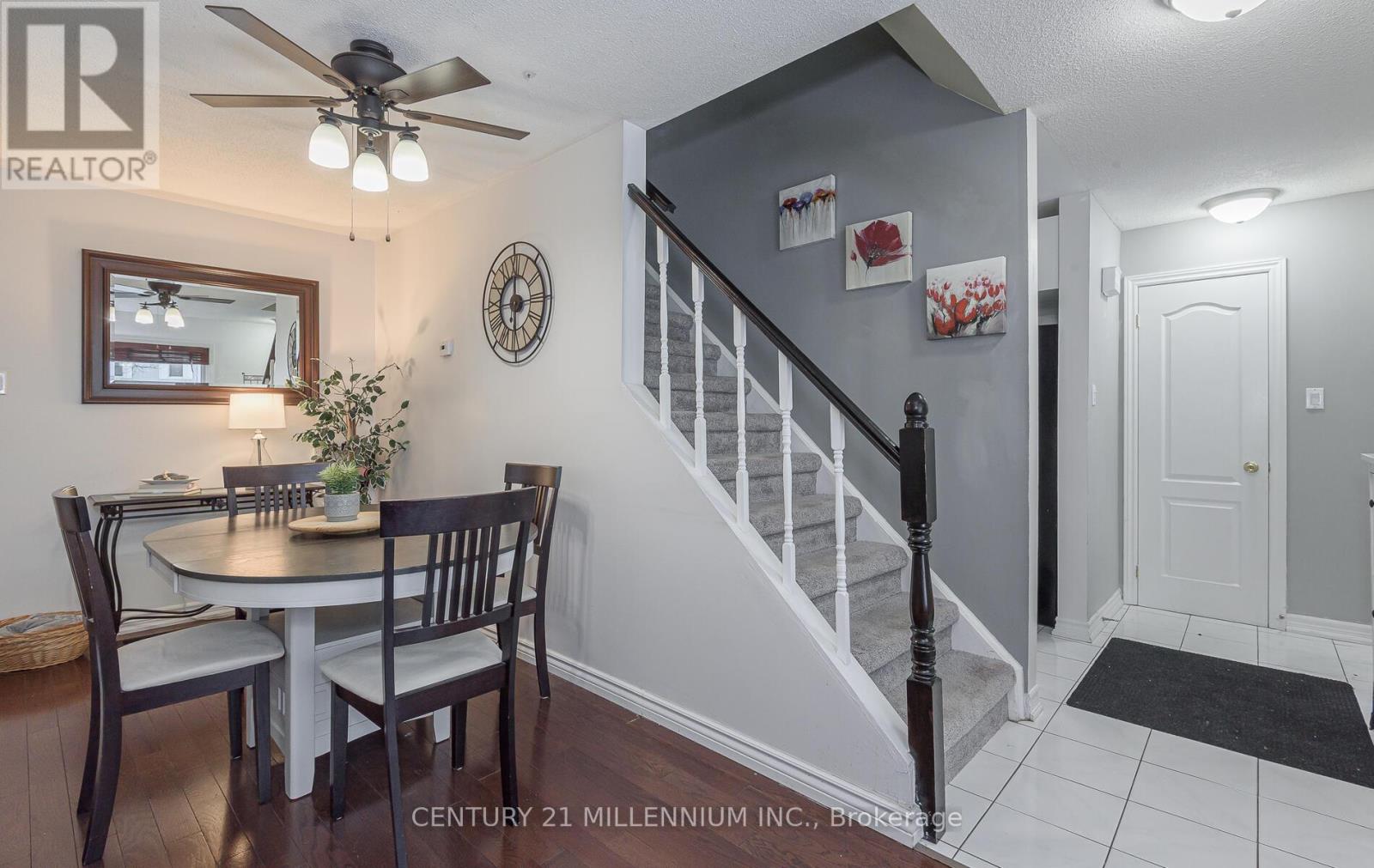 4 Heatherside Court, Brampton, Ontario  L6S 1N9 - Photo 7 - W12804026