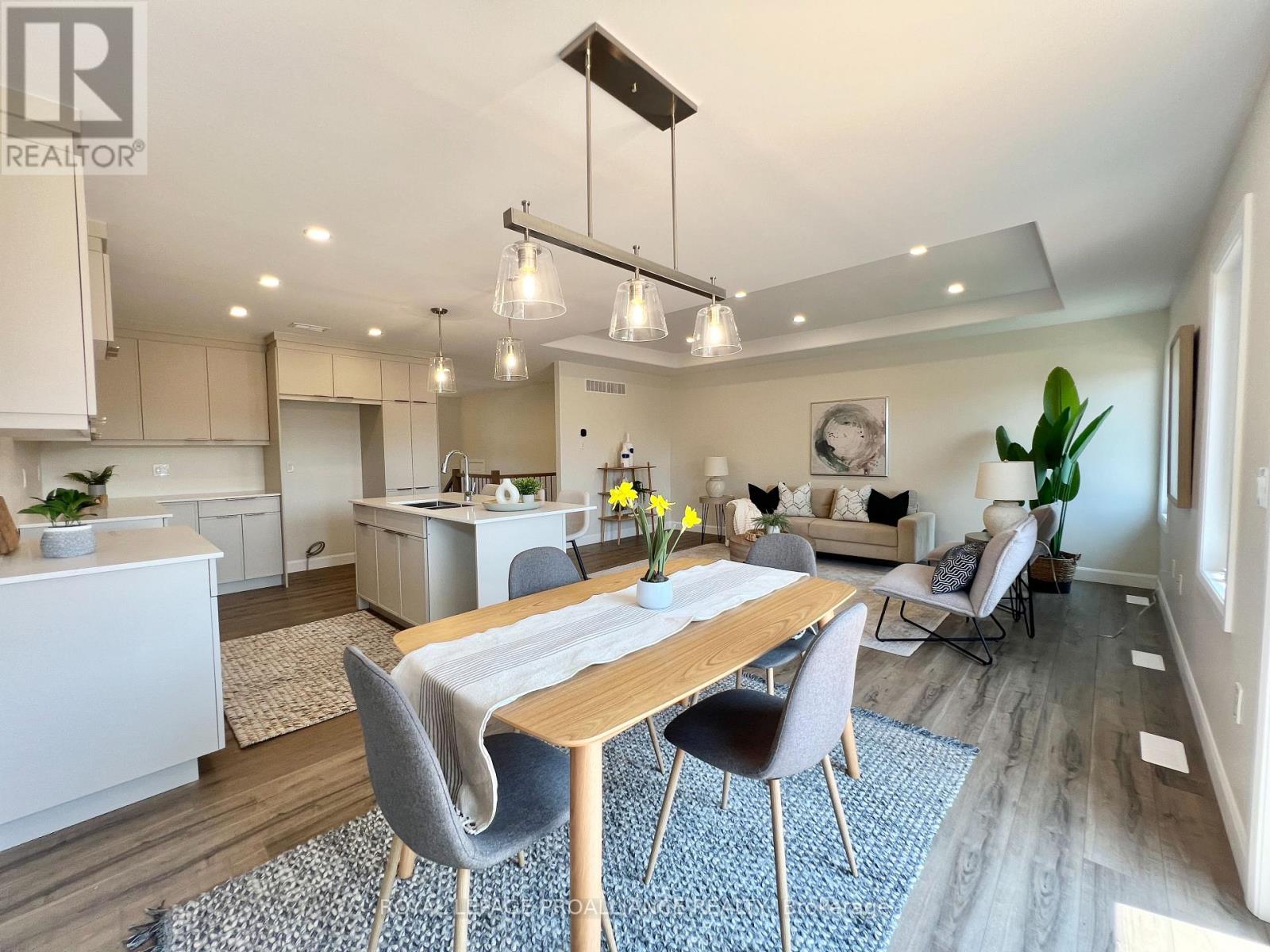 6 Horton Court, Belleville, Ontario  K8P 0H3 - Photo 6 - X12716468