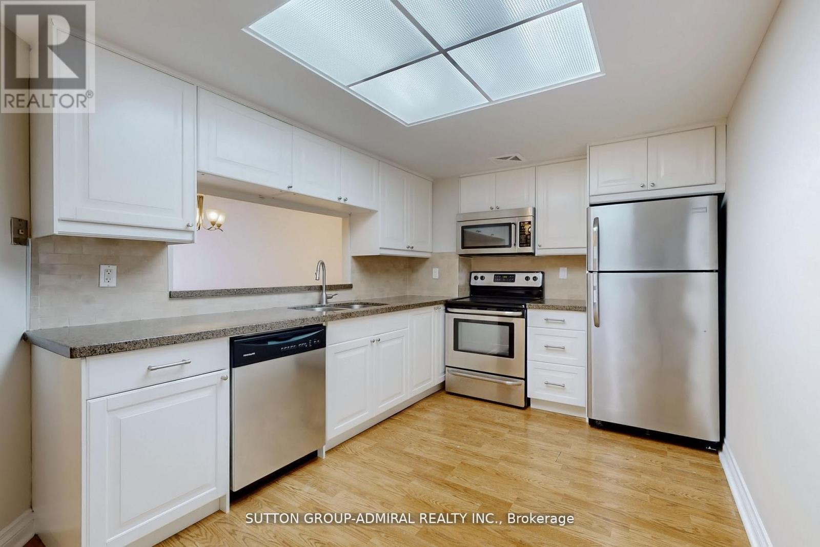 1107 - 7601 Bathurst Street, Vaughan, Ontario  L4J 4H5 - Photo 8 - N12806906