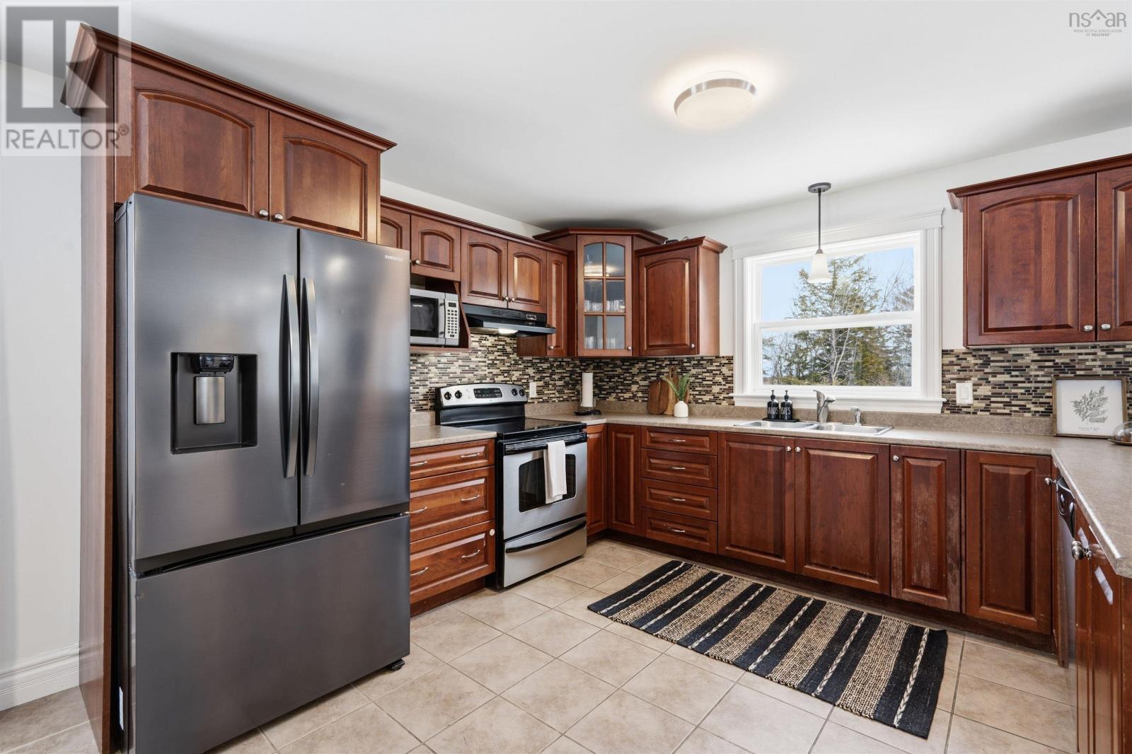 465 Laurel Ridge Drive, Beaver Bank, Nova Scotia  B4G 1H7 - Photo 11 - 202603162