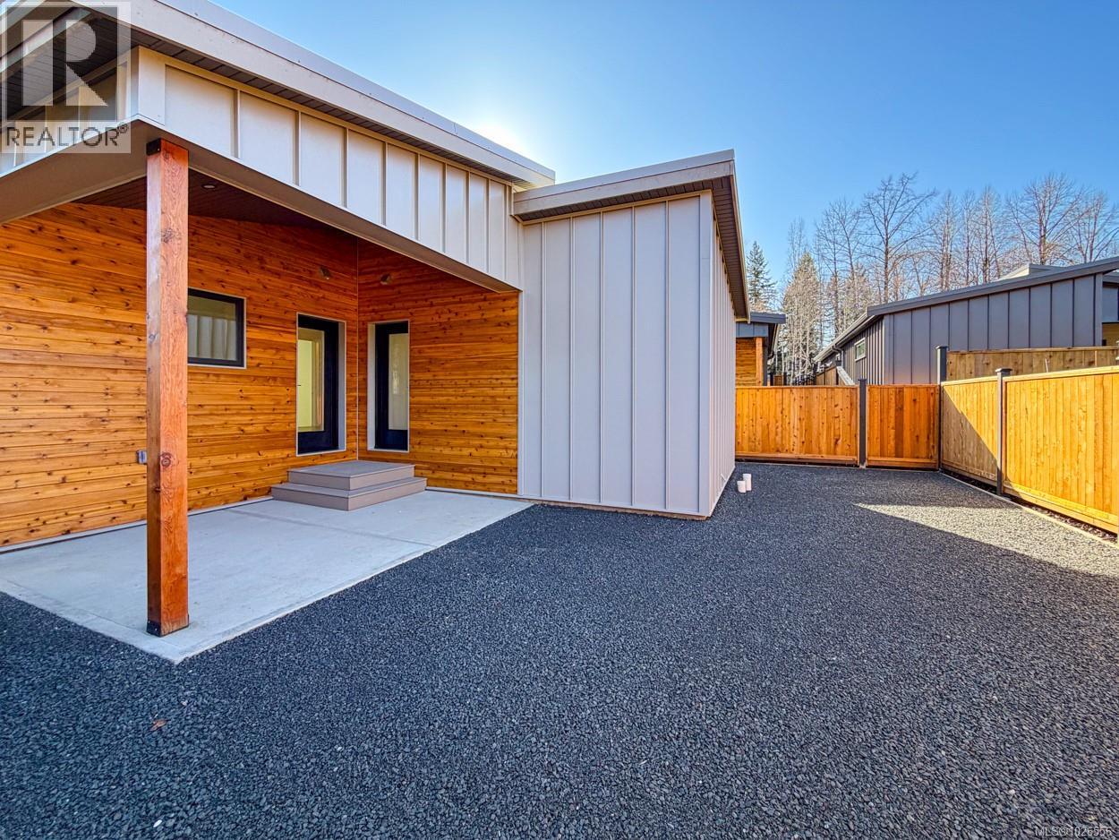 3 3025 Royston Rd, Cumberland, British Columbia V0R 1S0 - Photo 6 - 1026556