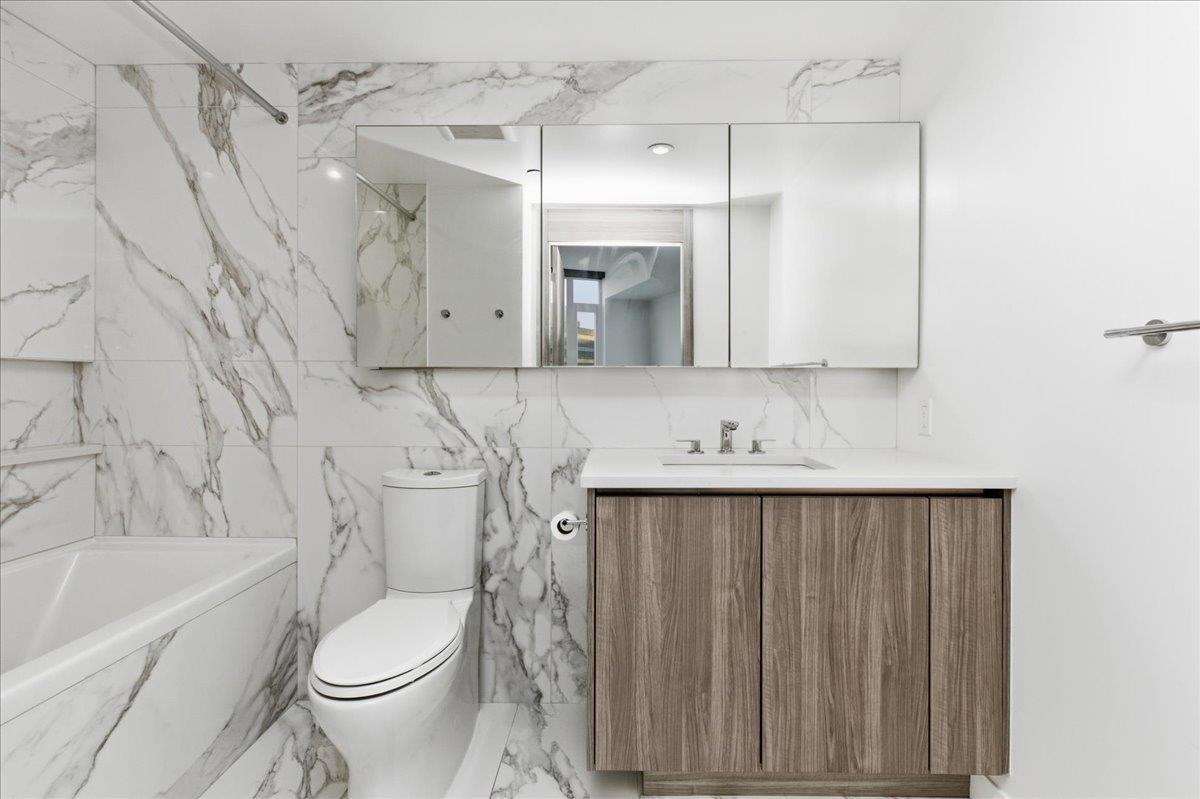 1610 9887 Whalley Boulevard, Surrey, British Columbia  V3T 0P4 - Photo 8 - R3091935