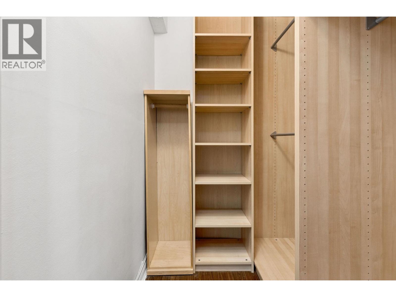 203 330 E 1st Street, North Vancouver, British Columbia  V7L 1B5 - Photo 22 - R3092002