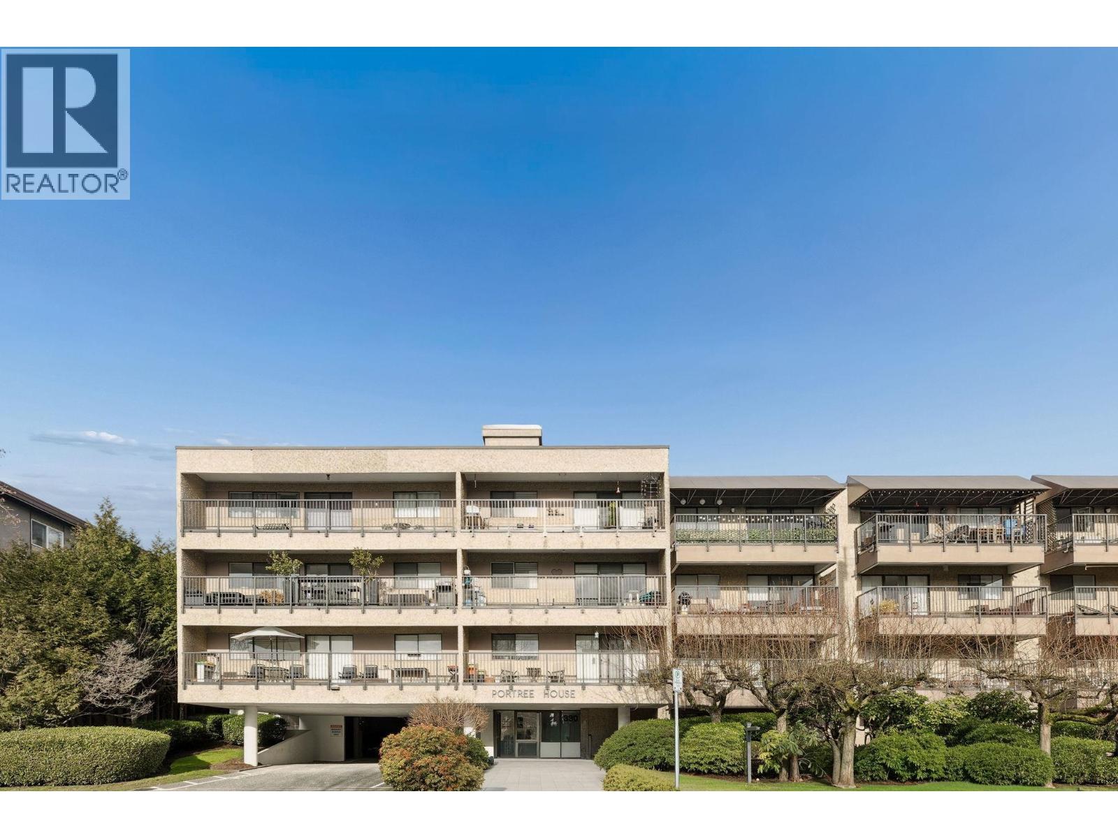 203 330 E 1ST STREET, north vancouver, British Columbia