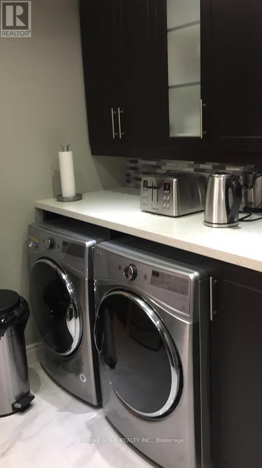 Upper - 27 Brookdale Crescent, Brampton, Ontario  L6T 1M8 - Photo 10 - W12806850