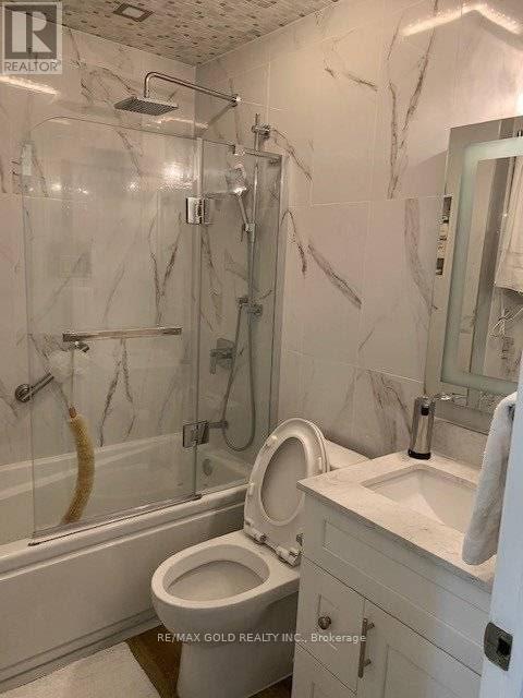 Upper - 27 Brookdale Crescent, Brampton, Ontario  L6T 1M8 - Photo 12 - W12806850