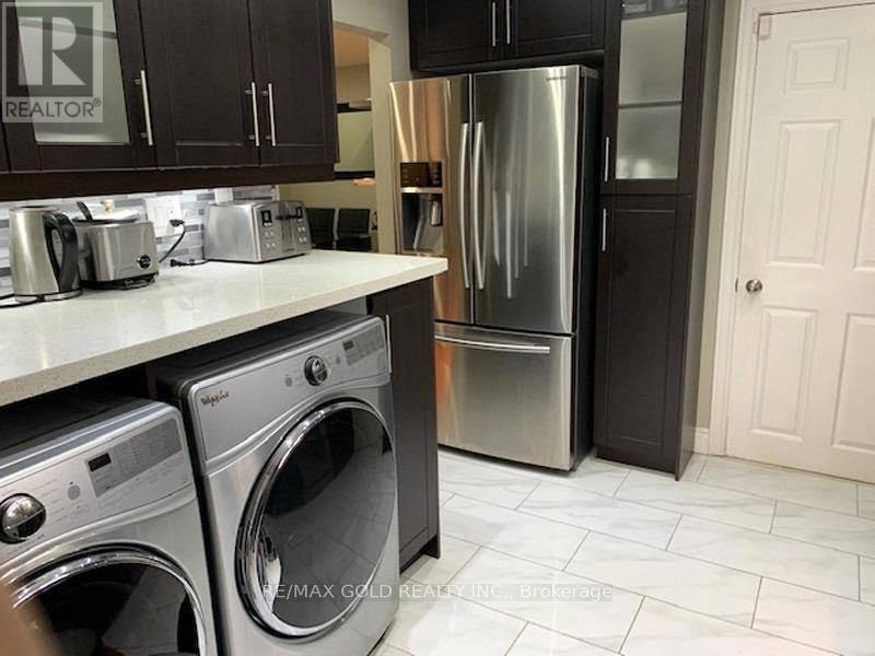 Upper - 27 Brookdale Crescent, Brampton, Ontario  L6T 1M8 - Photo 9 - W12806850