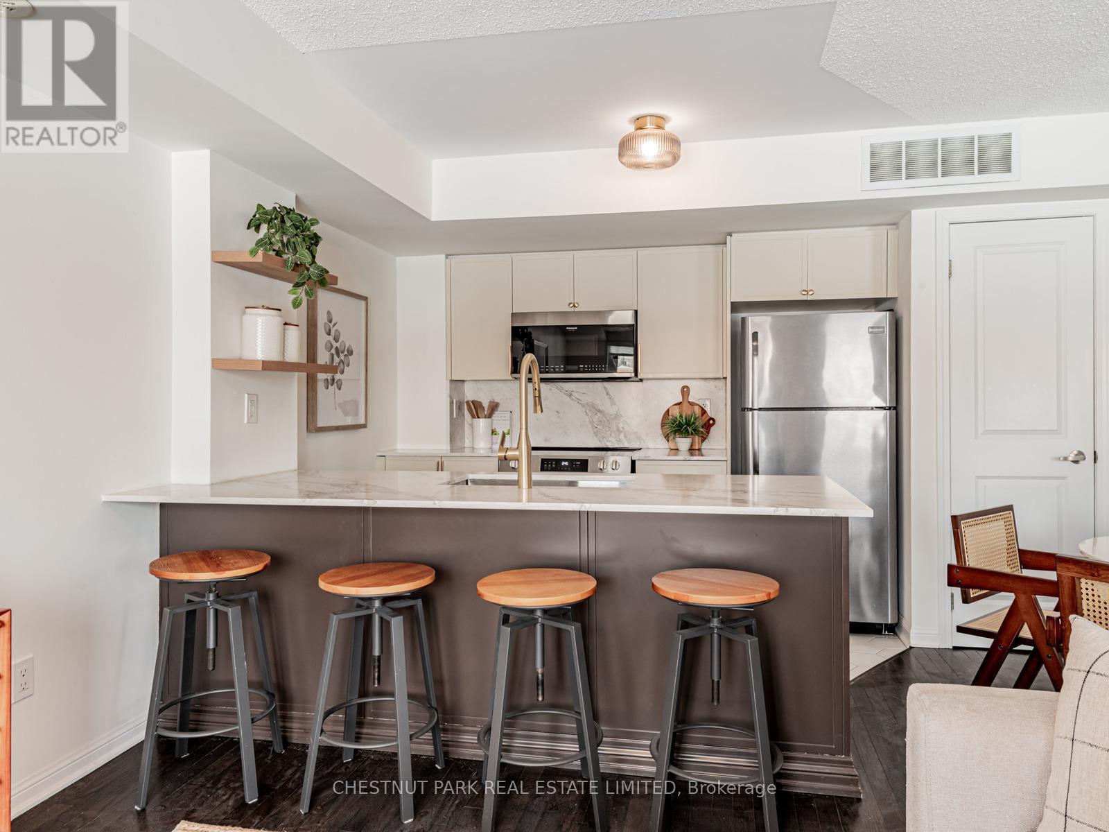 202 - 16 Foundry Avenue, Toronto, Ontario M6H 0A9 - Photo 20 - W12806882