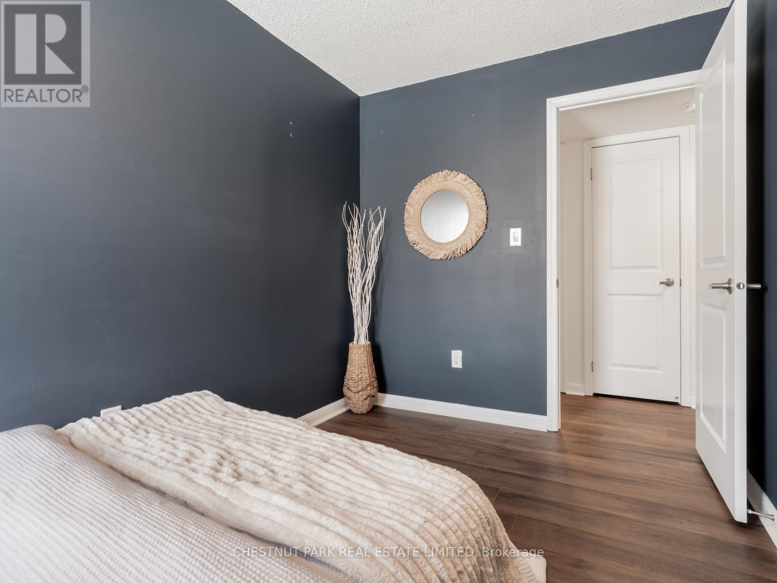 202 - 16 Foundry Avenue, Toronto, Ontario M6H 0A9 - Photo 27 - W12806882