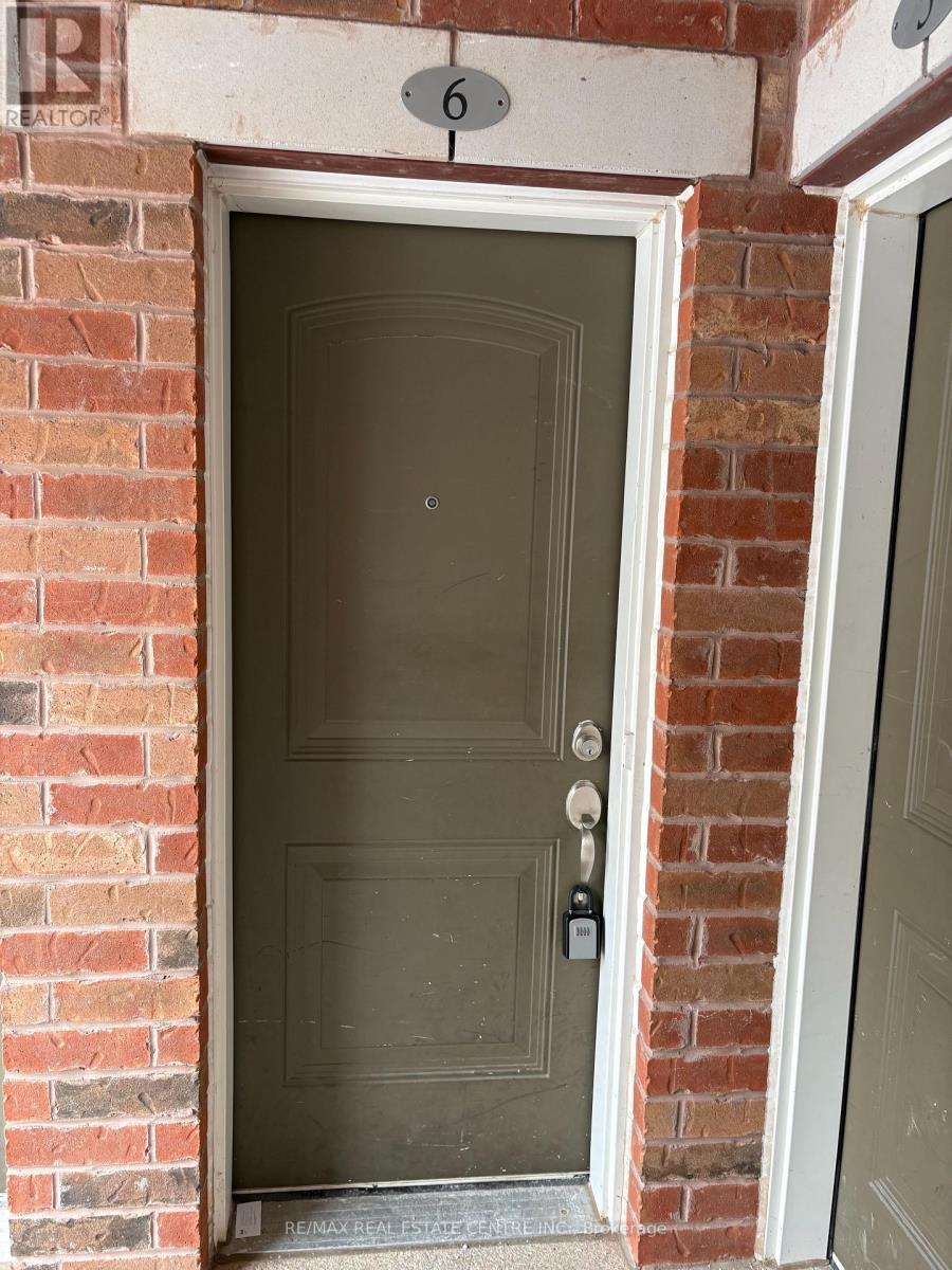 6 - 2476 Post Road, Oakville, Ontario  L6H 0K1 - Photo 2 - W12806910