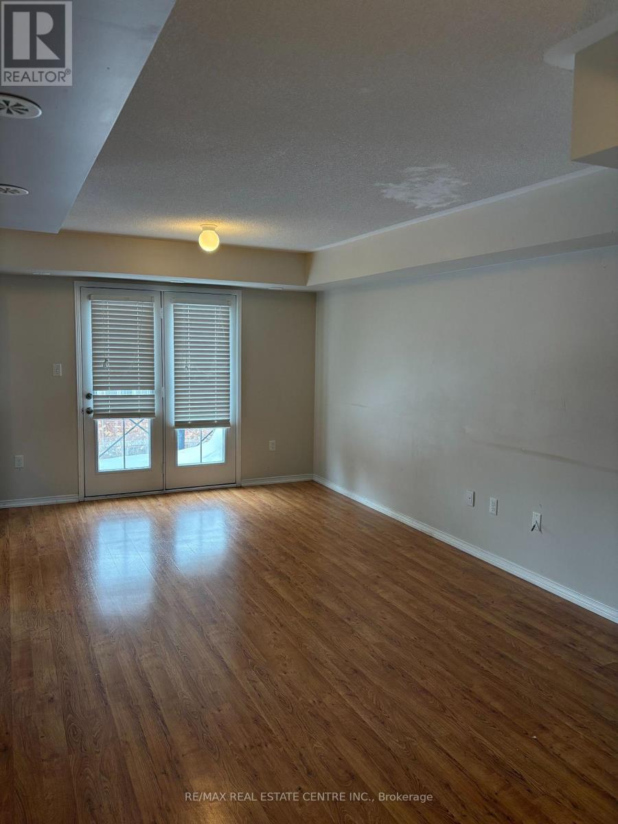 6 - 2476 Post Road, Oakville, Ontario  L6H 0K1 - Photo 4 - W12806910