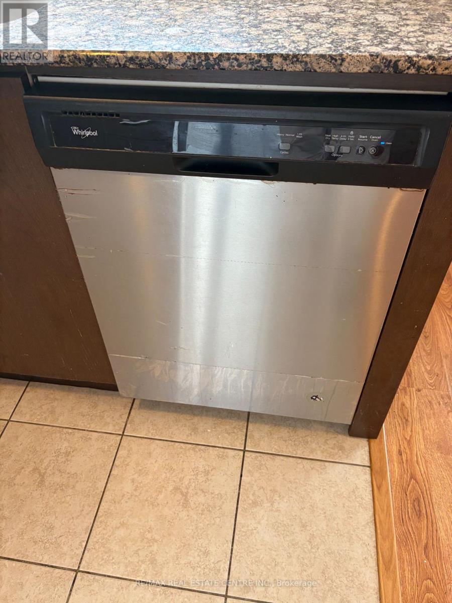 6 - 2476 Post Road, Oakville, Ontario  L6H 0K1 - Photo 6 - W12806910