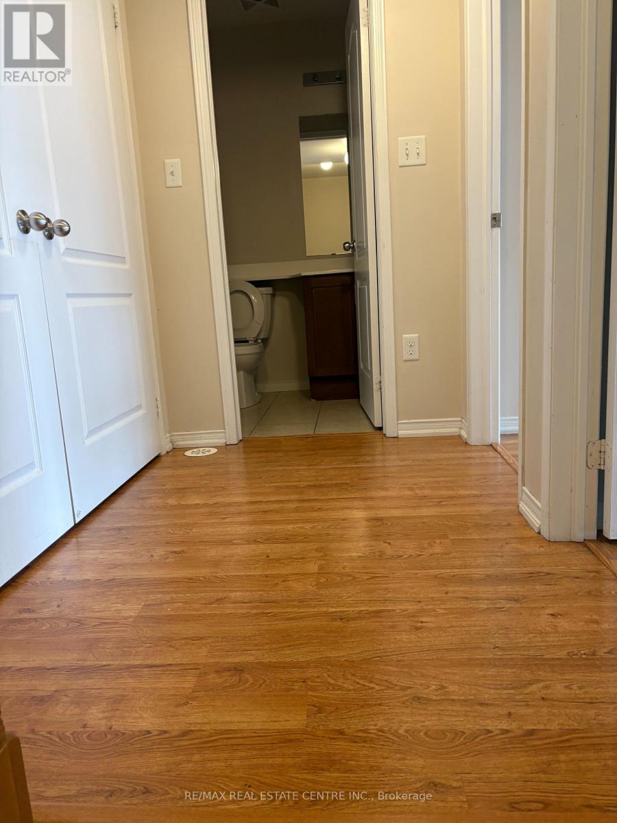 6 - 2476 Post Road, Oakville, Ontario  L6H 0K1 - Photo 7 - W12806910