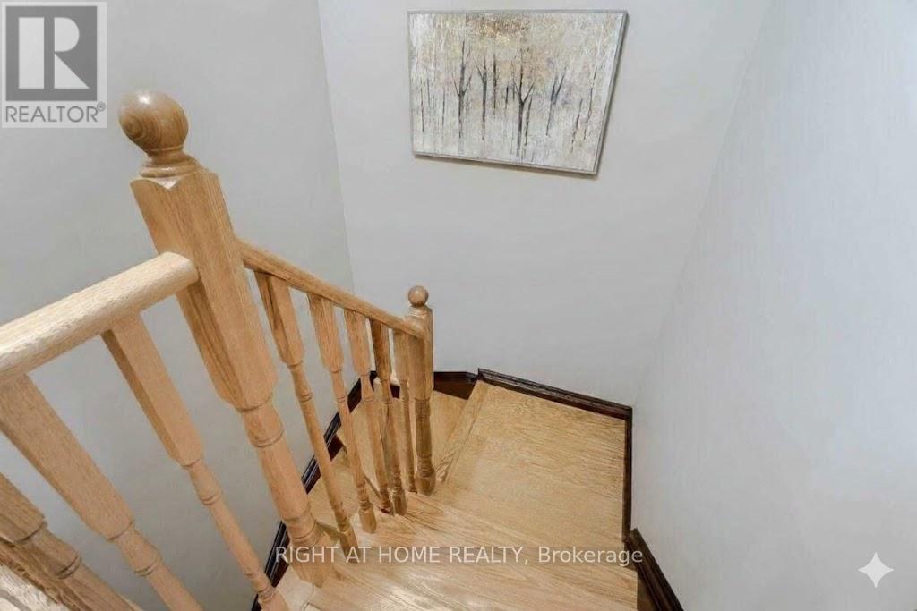 741 Maxman Street, Mississauga, Ontario  L5R 0B3 - Photo 13 - W12806920