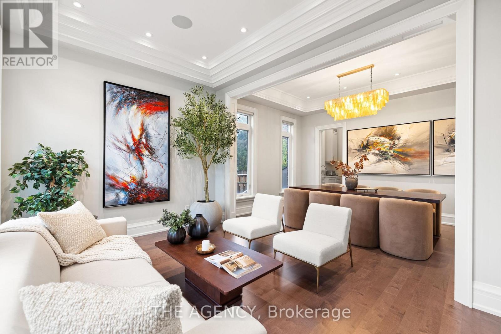 11 Burrows Avenue, Toronto, Ontario  M9B 4W8 - Photo 10 - W12806922