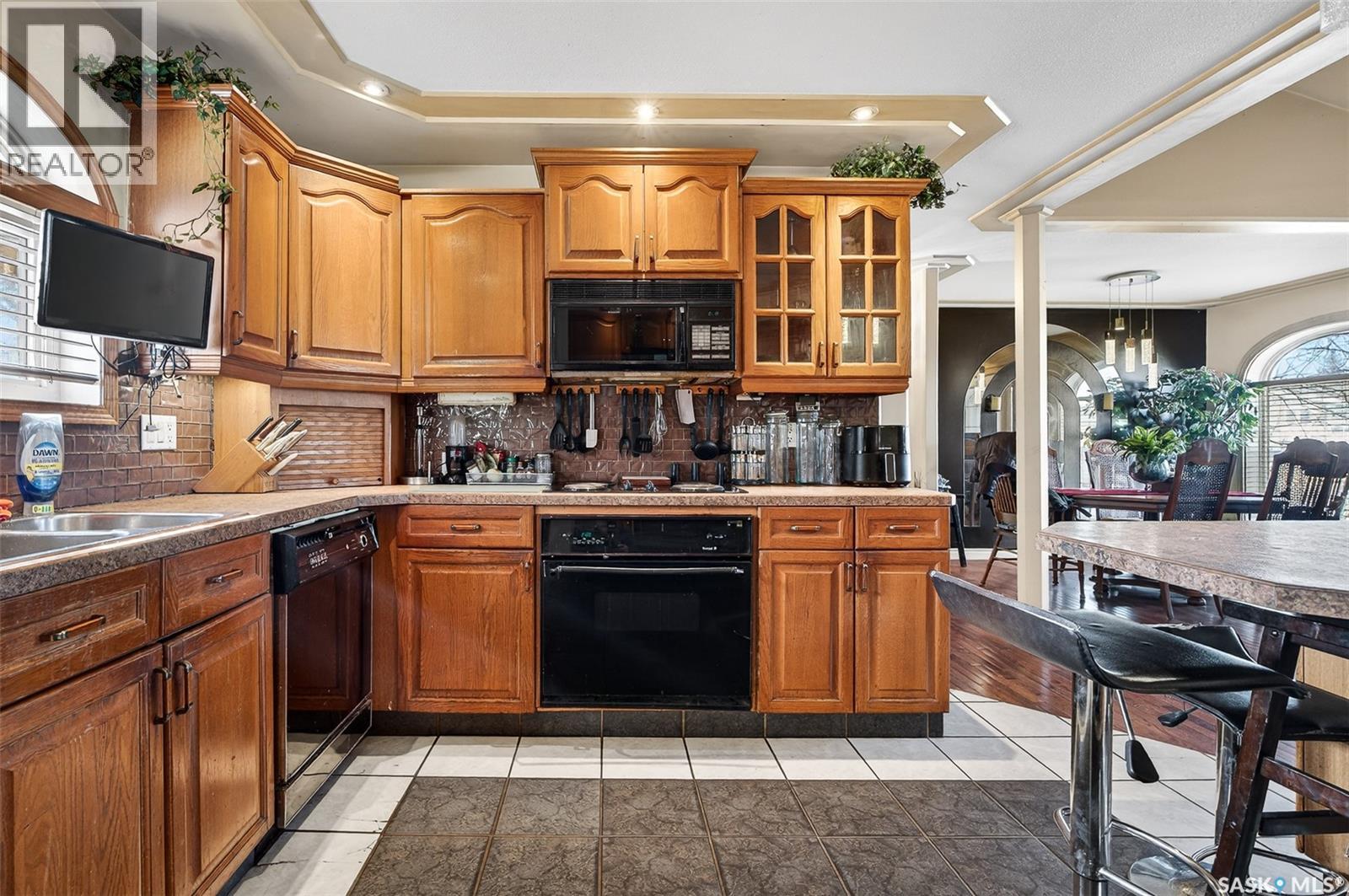 1317 Hochelaga Street W, Moose Jaw, Saskatchewan  S6H 6C3 - Photo 14 - SK028896