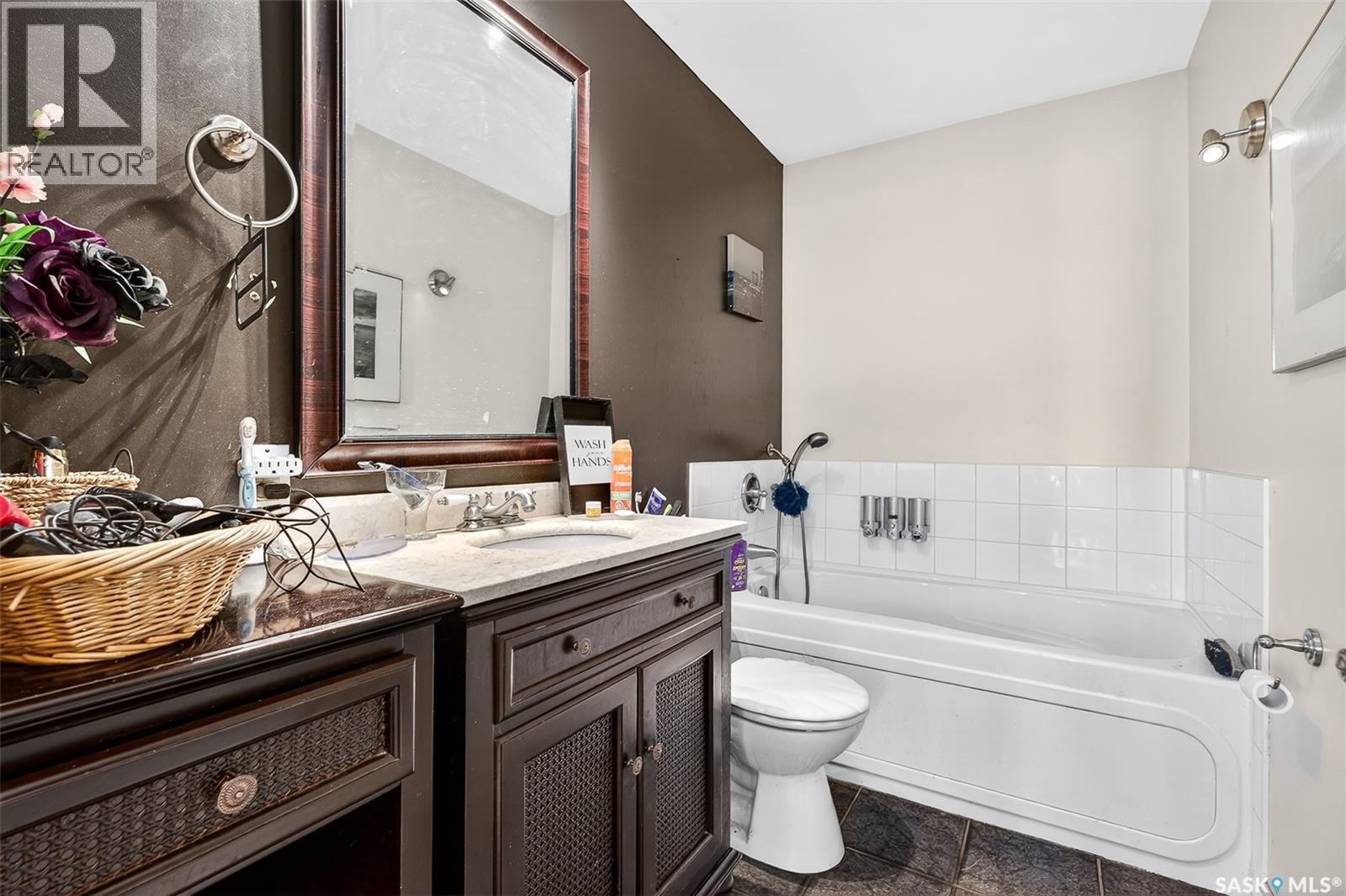 1317 Hochelaga Street W, Moose Jaw, Saskatchewan  S6H 6C3 - Photo 15 - SK028896