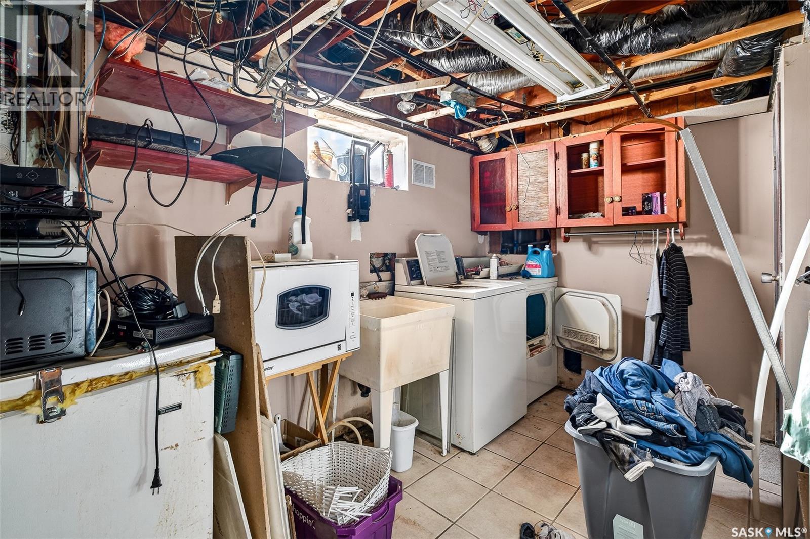 1317 Hochelaga Street W, Moose Jaw, Saskatchewan  S6H 6C3 - Photo 32 - SK028896