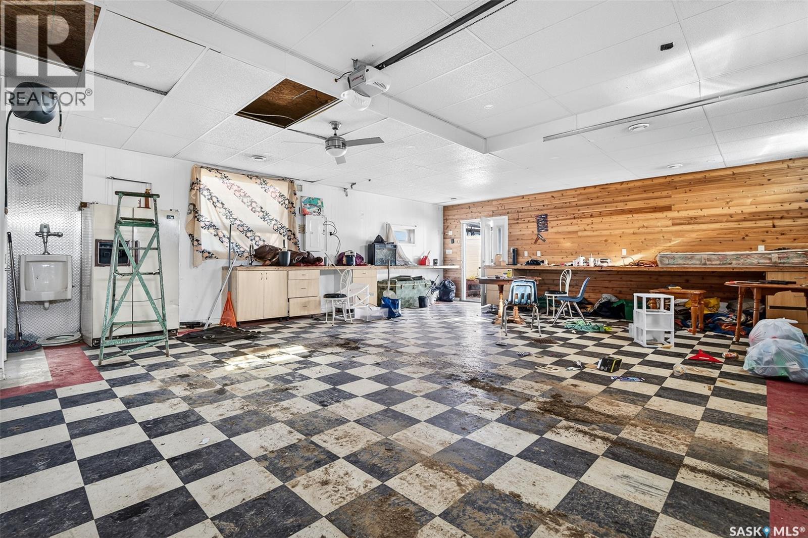 1317 Hochelaga Street W, Moose Jaw, Saskatchewan  S6H 6C3 - Photo 36 - SK028896